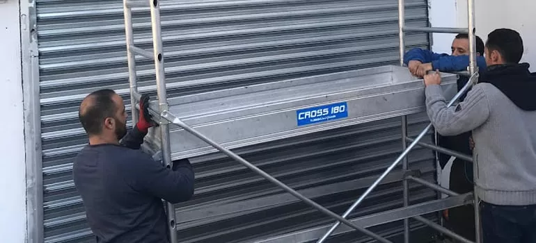dépannage rideau métallique à Paris 20